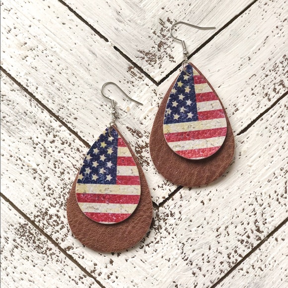 American Flag Faux Leather Earrings - Picture 4 of 4